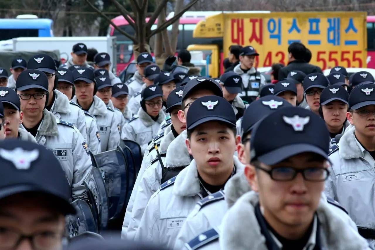 警察人口比例_亚洲各国到底谁的警察数量最多