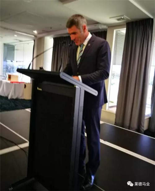 莱德马业董事长郎林当选新西兰华人赛马会荣誉