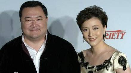 她是央视最红女主持,为中国申奥成功做出重大贡献,然而女强人杨澜也曾