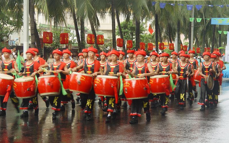 作为新策划的旅游节庆活动,该节的特点是"旅游搭台,唱旅游戏".