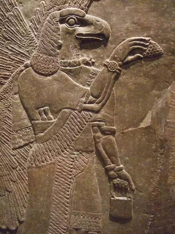 古埃及的亚述浮雕.为自己带包,请认准亚述守护神