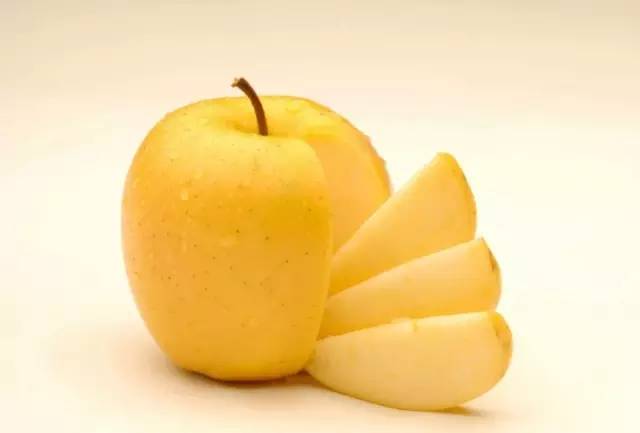 切开不变色!这种苹果能否改变你对转基因的看