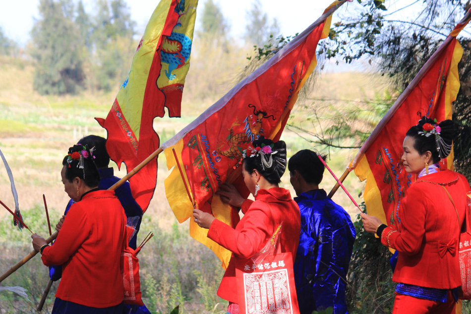 湄洲岛:拜妈祖之请香大巡游