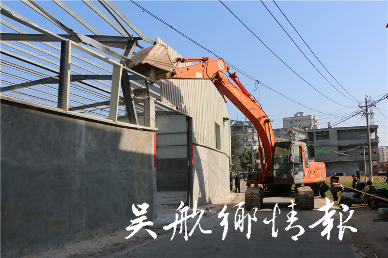 拆违风暴|金峰镇拆除6处违建物,累计建筑面积约1600