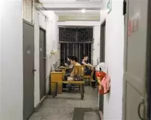 深圳人口和出租屋_▲市流动人口和出租屋综管办工作人员在接受市民咨询.深圳(2)