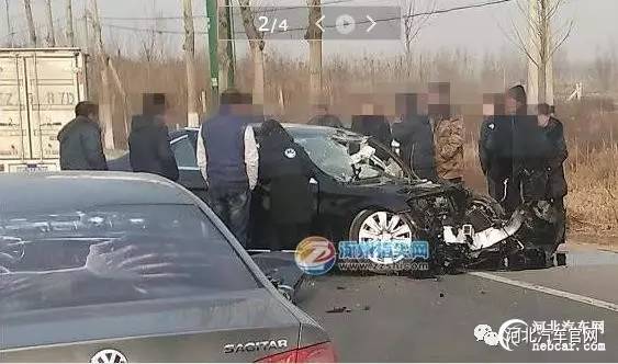 【事故】保定高碑店京白路重大车祸!奔驰豪车被撞碎