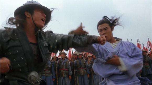 1993年,钱小豪和李连杰合作了《太极张三丰》,并在剧中饰演了和张三丰