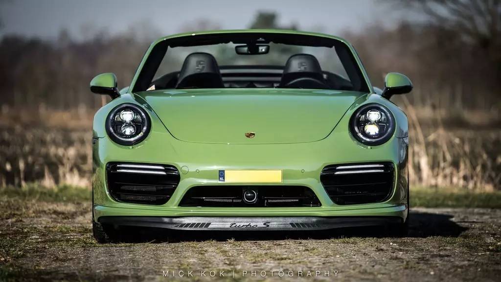 【跑车世界 绿色保时捷911 turbo s cab mk ii_搜狐汽车_搜狐网