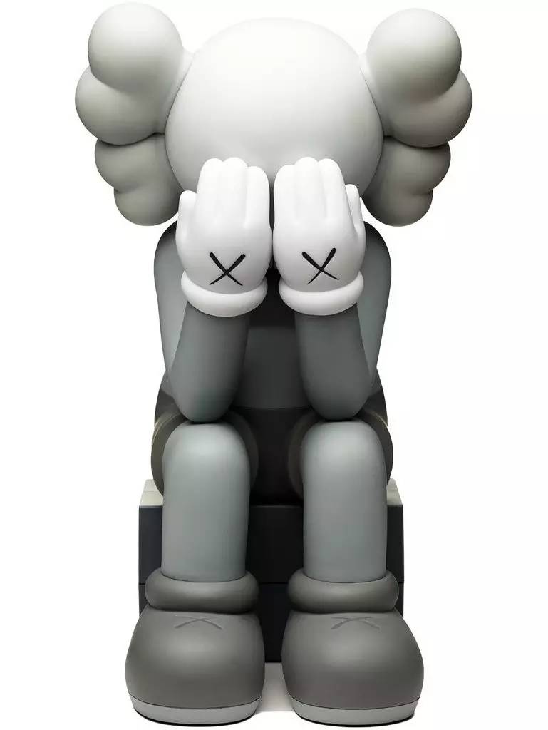 三月的上海,让我们一起迎接"最害羞"的kaws!