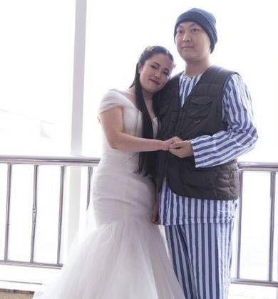 婚纱双人照_婚纱情侣头像双人(3)