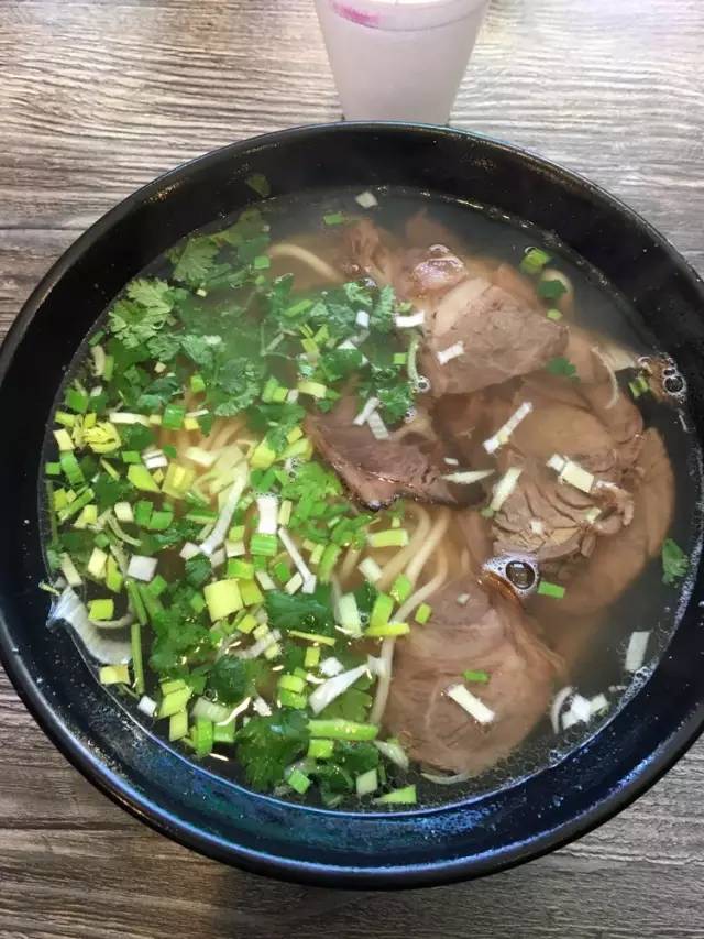 兰州清汤牛肉面