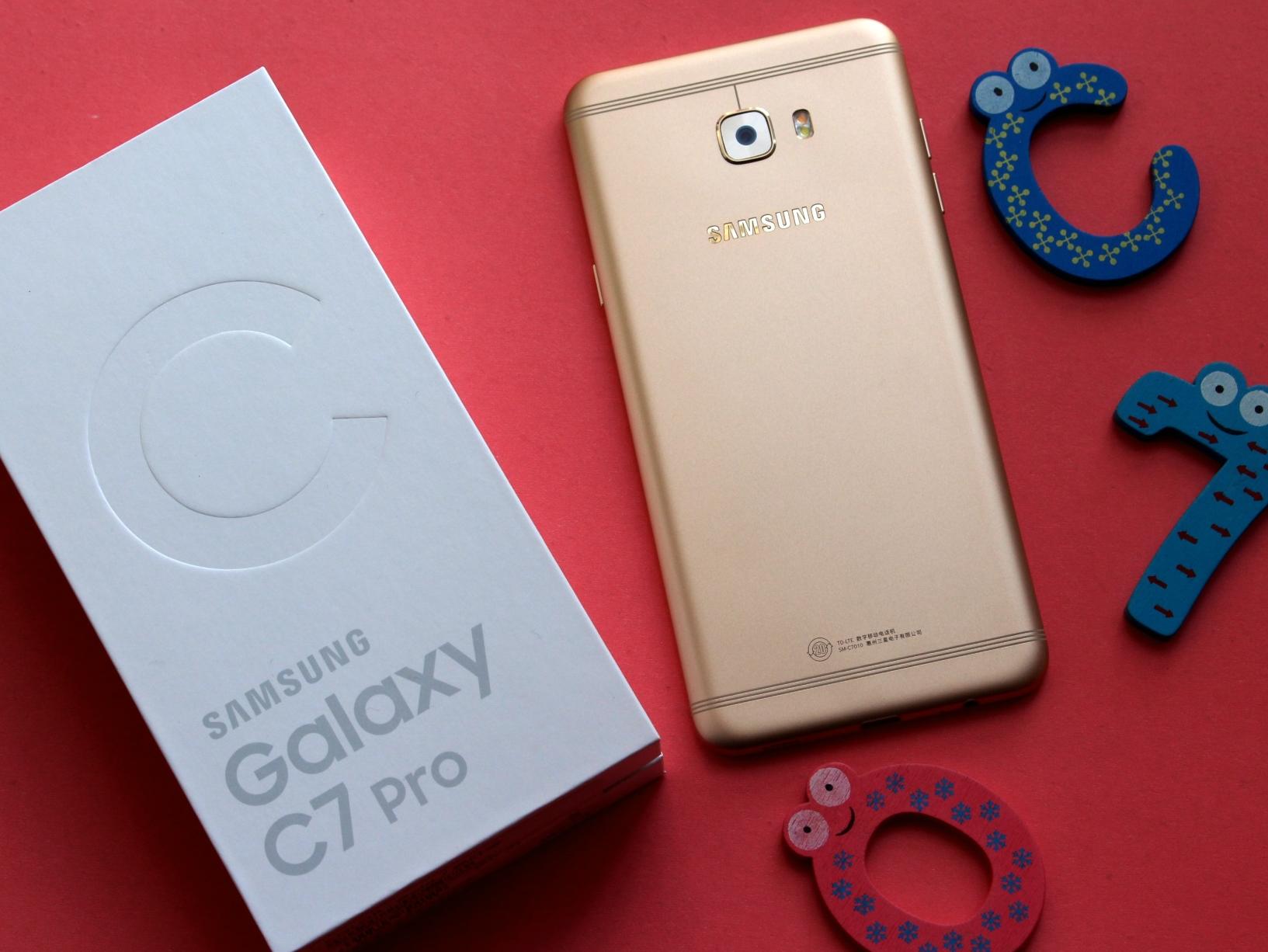 Samsung Galaxy C7 Pro review: A great phone with one major drawback ...