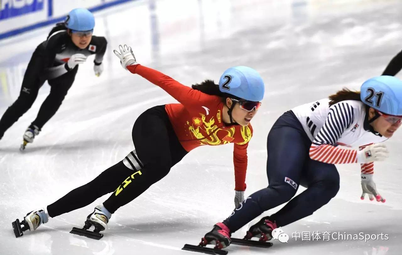 在札幌亚冬会速滑女子3000米接力决赛上,由郭奕含