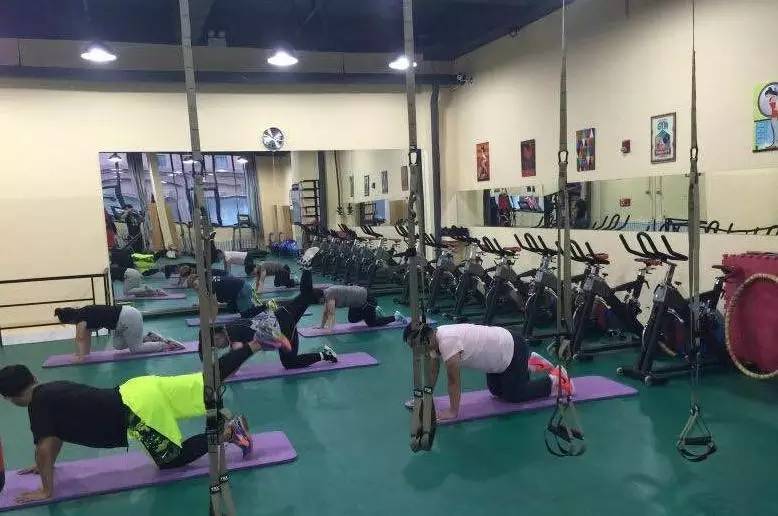 哈尔滨健身房一个月多少钱_哈尔滨健身教练培训学校_哈尔滨健身