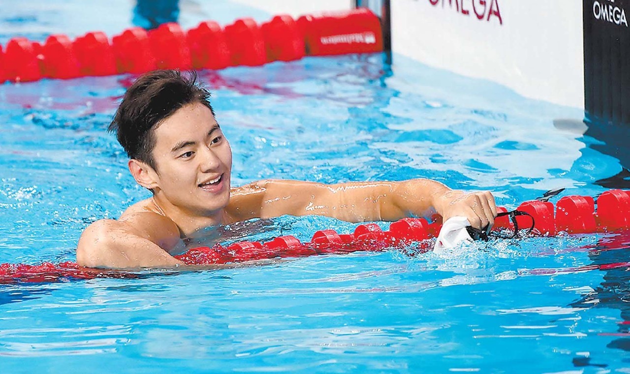 然而,近一年中宁泽涛与国家游泳中心的矛盾日益公开化,这位明星运动员