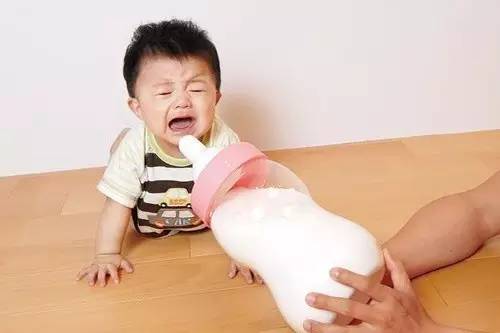 有的宝宝不爱吃奶怎么办?_母婴_南阳新闻_南