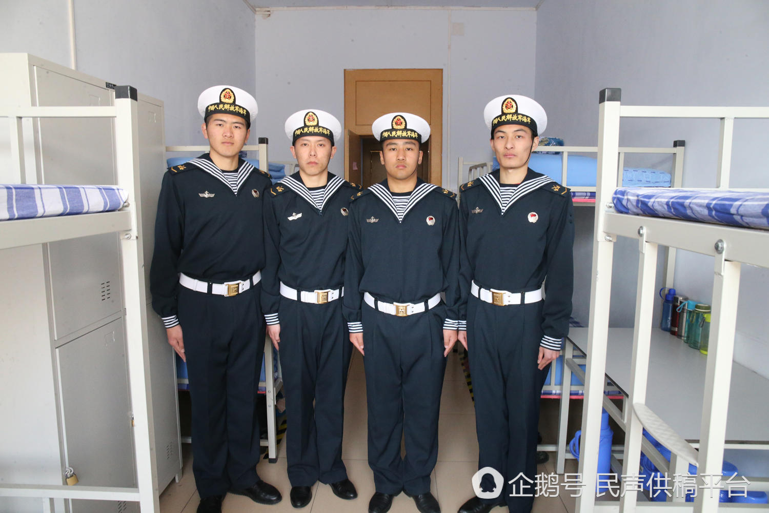 山东滨州:职业学院80名海军准士官 威武展英姿