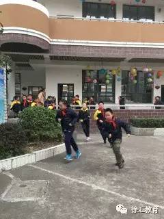 日晖新村小学