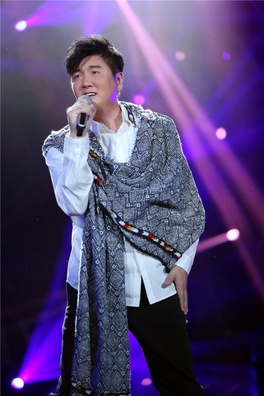 下面盘点中国大陆十大最具影响力的男歌手,他们个个都具有鲜明的特色