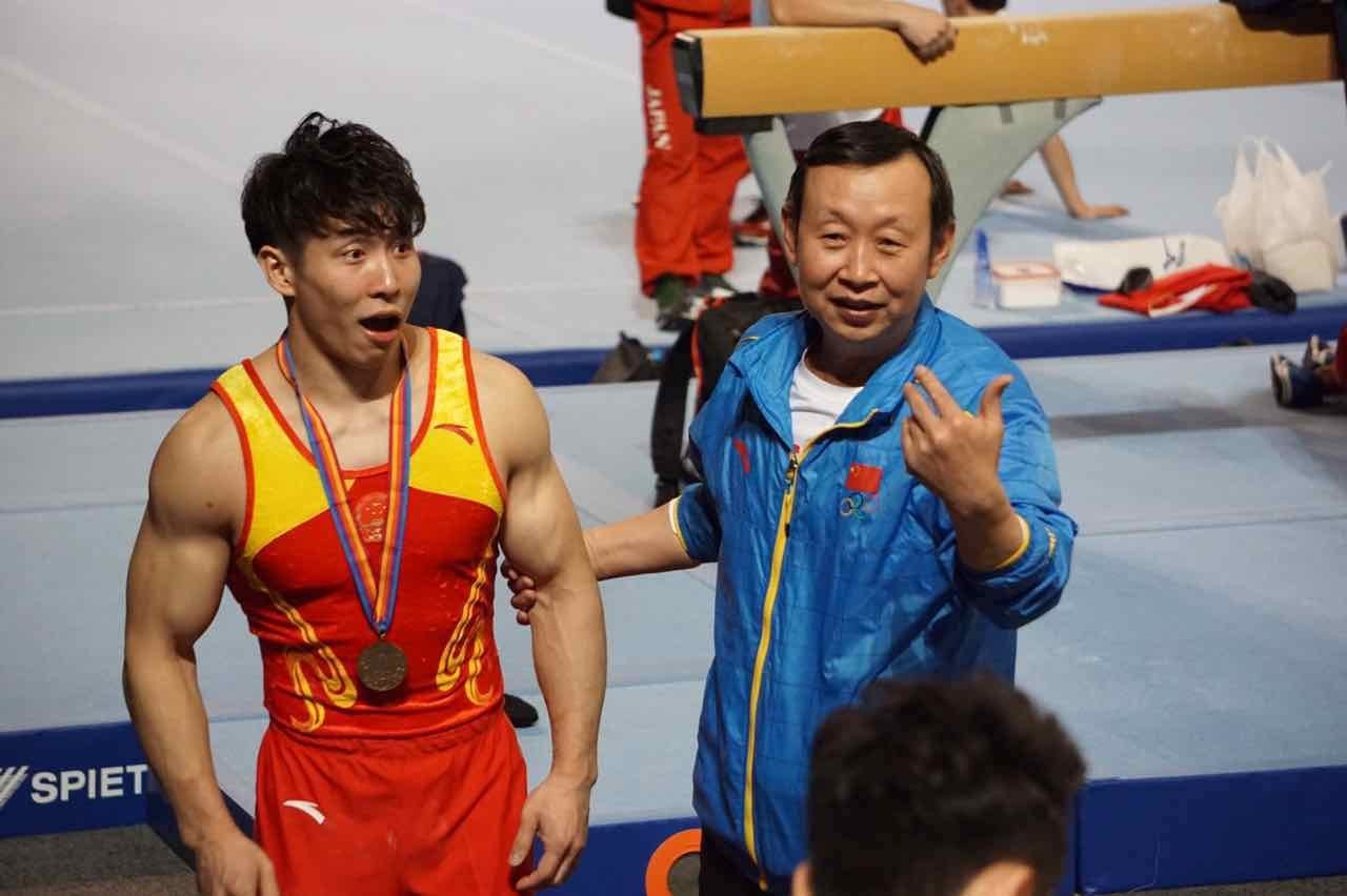 邂逅伍冠华——来自中国体操队的冠军表情包