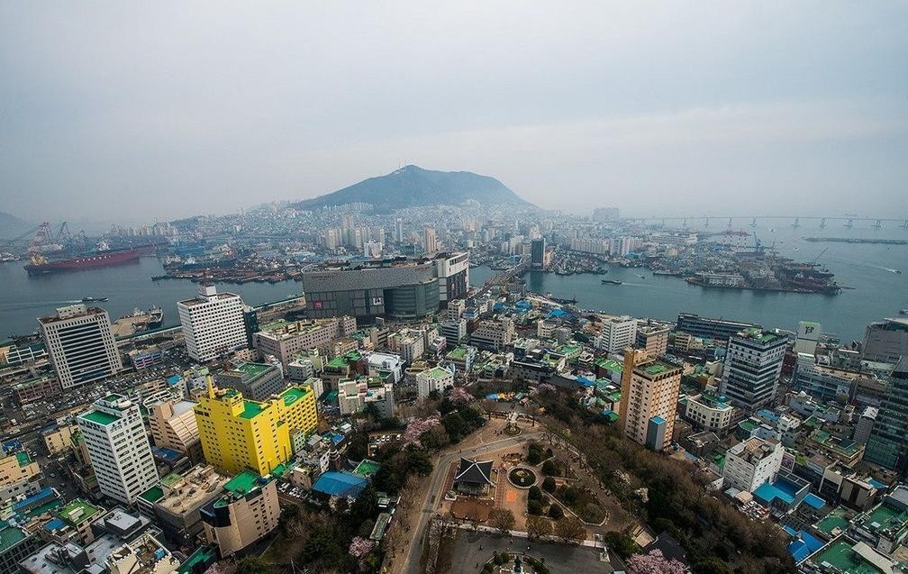 航拍韩国第二大城市,据说和中国深圳有得一比