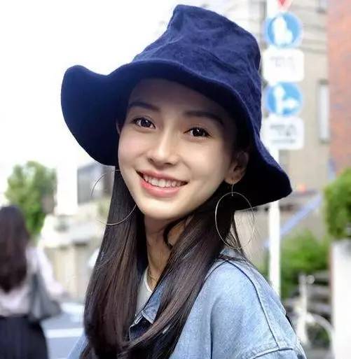 Angelababy28岁了!宅男女神到辣妈发型百变吸