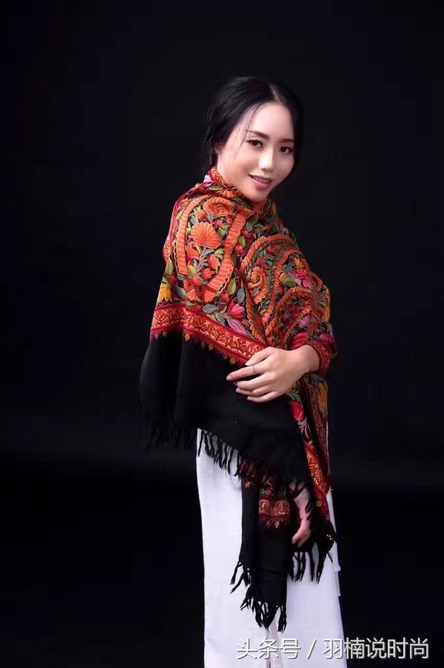 世界上最贵的羊毛手提花围巾-克什米尔_时尚女