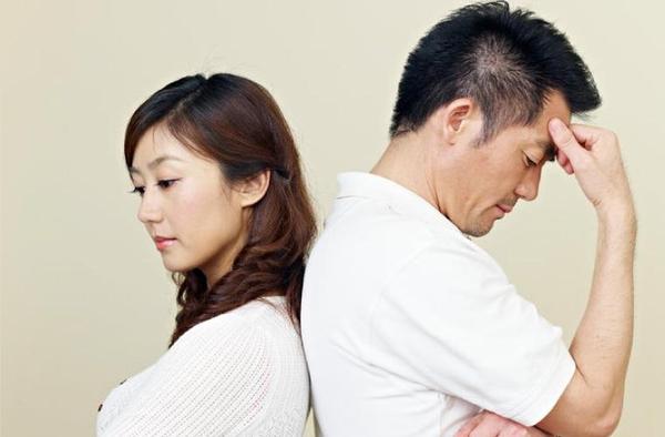 与老公没有共同语言,很痛苦,想离婚怎么办?