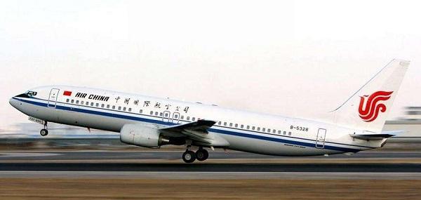 国内民航客机基本上被波音和空客垄断,图为国航波音737客机