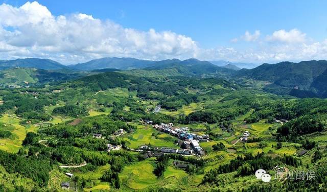 在闽侯,有一个 避暑圣地,山峰景秀,视野广阔,夏无酷暑,它叫 马岗山