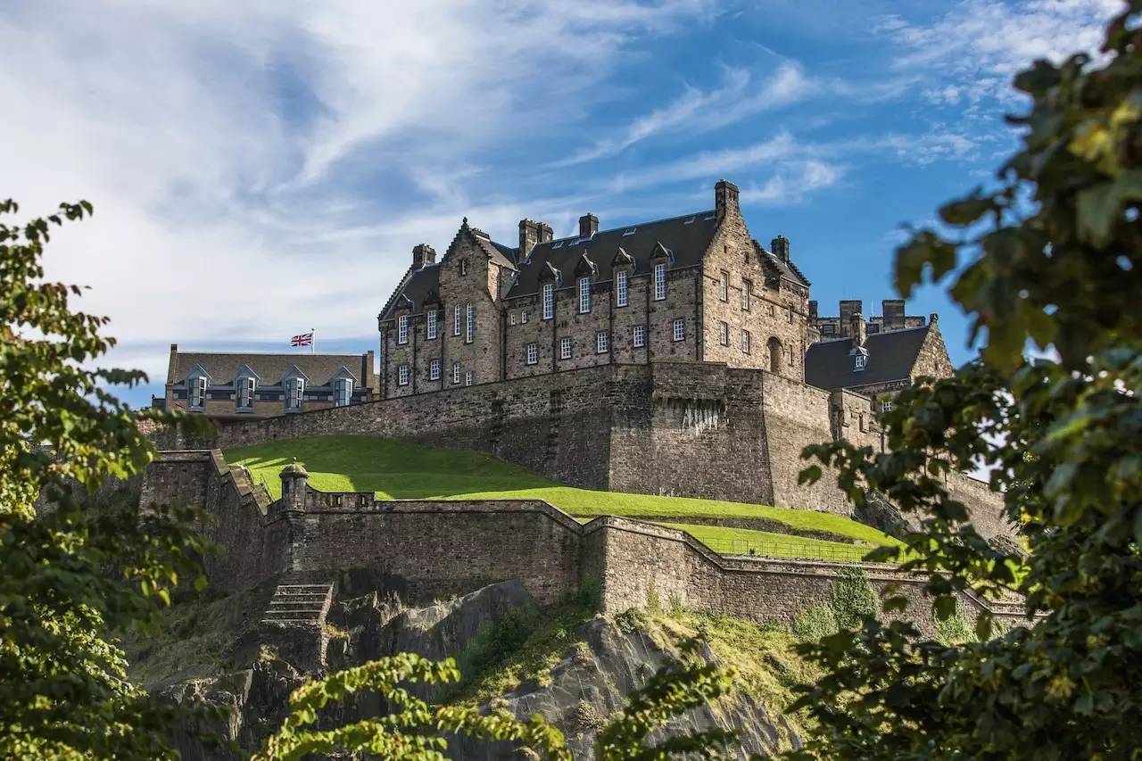英国 ● 爱丁堡城堡