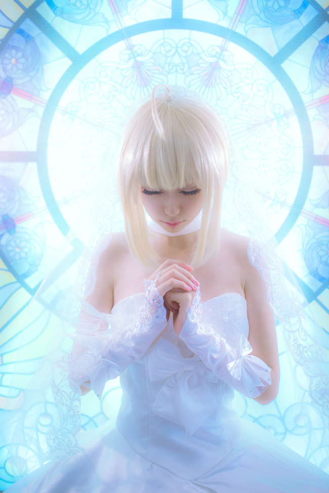 超梦幻!fate/stay night saber花嫁cosplay