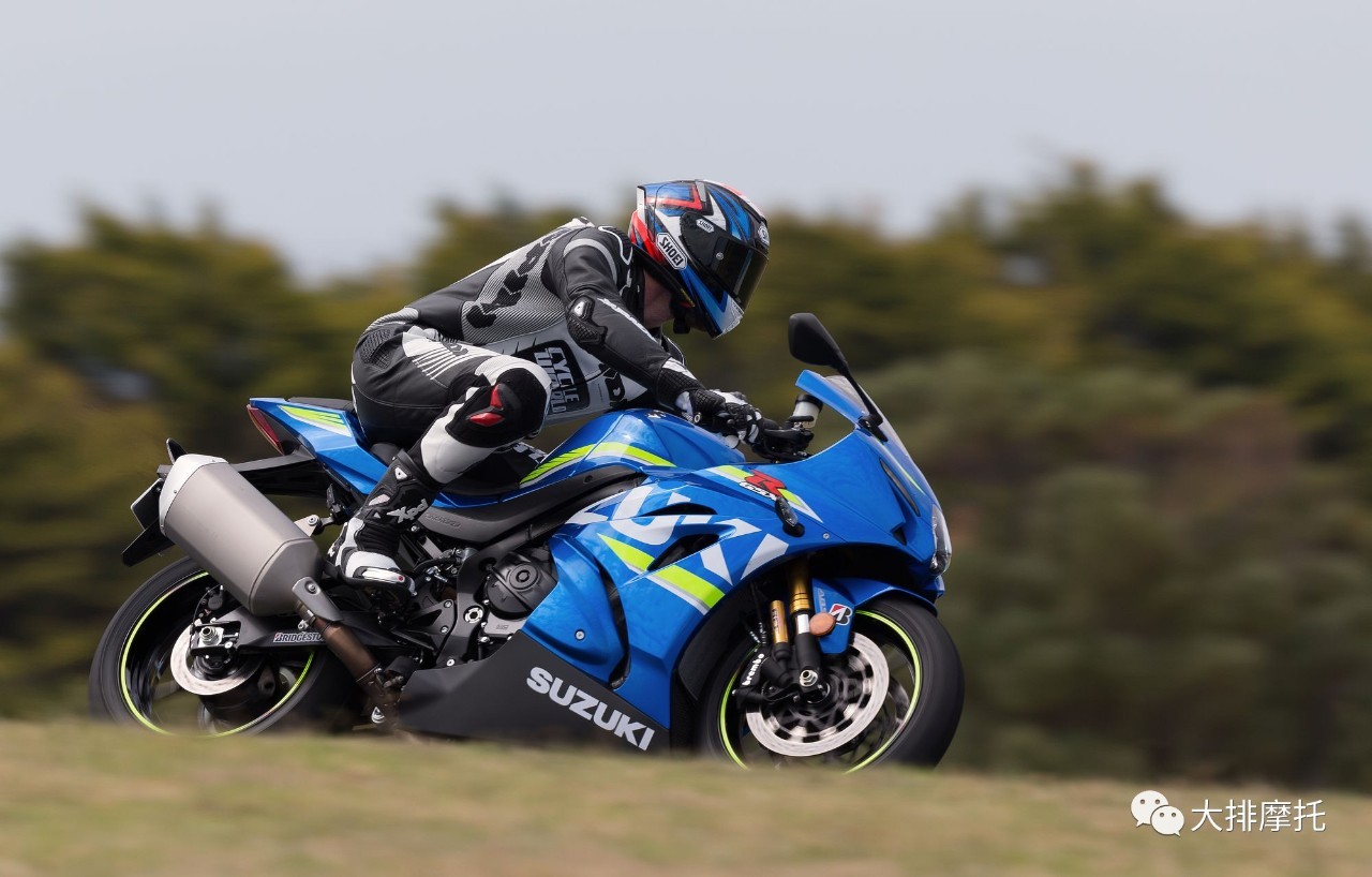 2017suzukigsxr1000r顶级竞技车型的全新体验