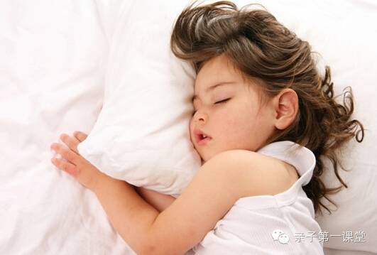 孩子一天睡几个小时最好?最全宝宝睡眠时间表