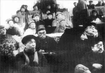 1948年9月,中共中央在西柏坡召开政治局扩大会议(网络资料图) 九月