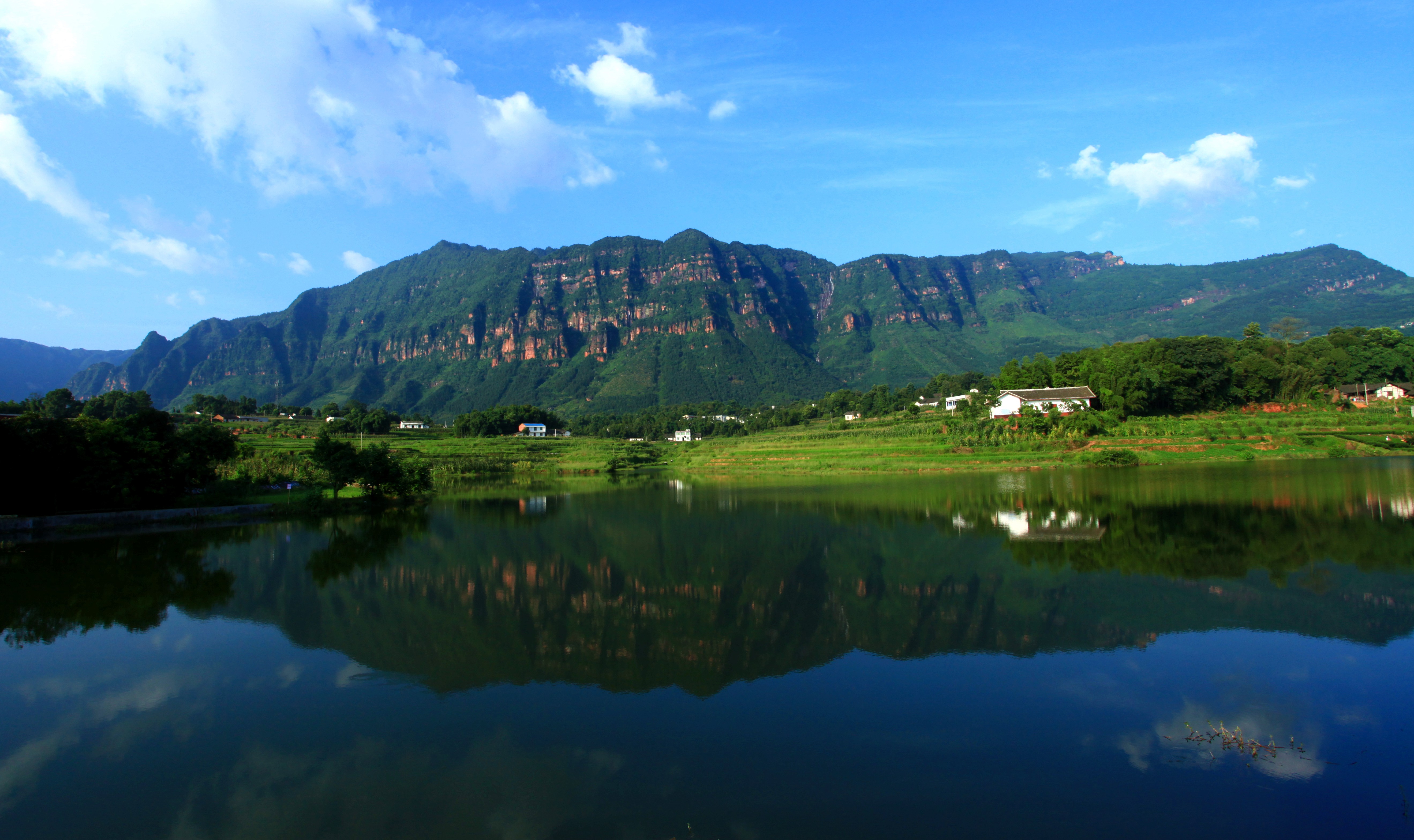 花海配骑行 美景里程四川叙永挑战赛开赛在即