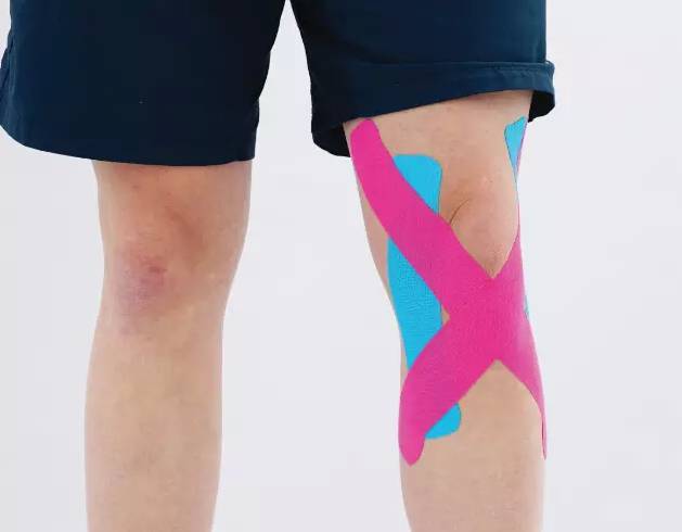 【组图】强大膝盖来源于保养,髌骨带与肌能贴带你无伤跑马 促进肌肉