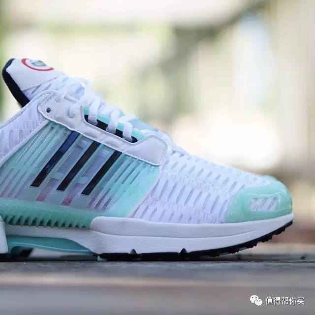 稀有配色 | adidas 清风系列森林绿全新配色透气男跑步鞋