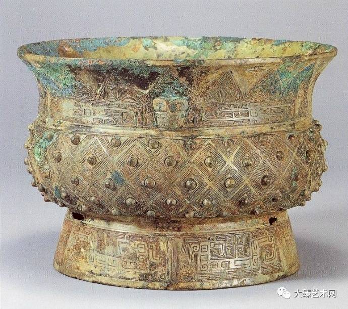 流行于商朝至东周,是中国青铜器时代标志性青铜器具之一.