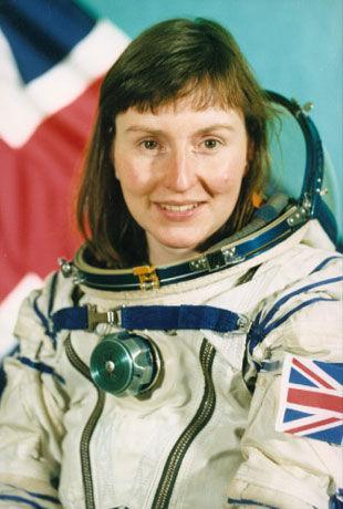 helen sharman(海伦·沙曼),英国人.1991年,第一位访问mir空间站.