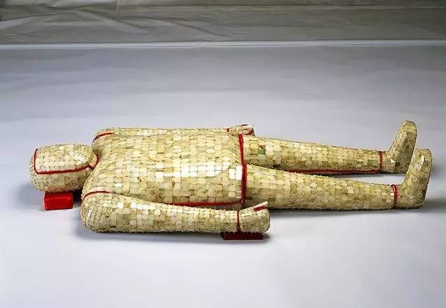 1994-1995年江苏徐州狮子山楚王墓出土 徐州博物馆 最精美的金缕玉衣