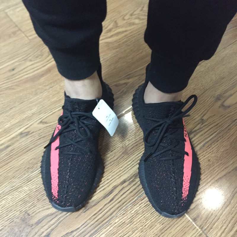 yeezy350黑粉怎么搭_yeezy350尺码对照表