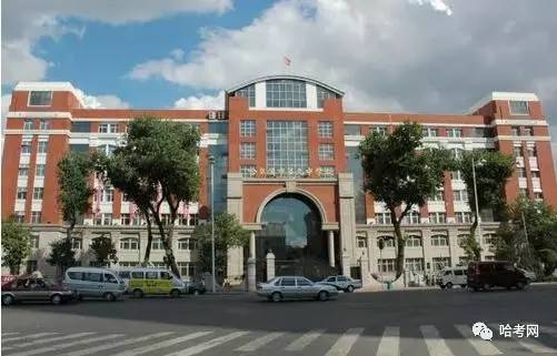 教育 正文  哈尔滨市第九中学建校于1948年,现有江南,松北两个校区