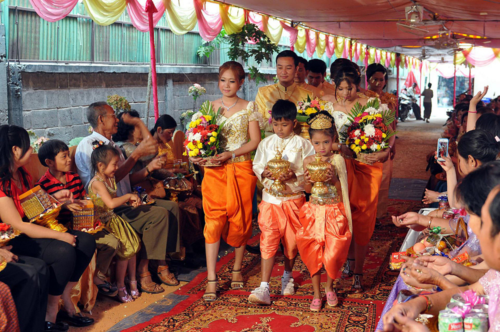 柬埔寨作为一个多民族国家,除占人口总数最多的高棉族外,还有20多个