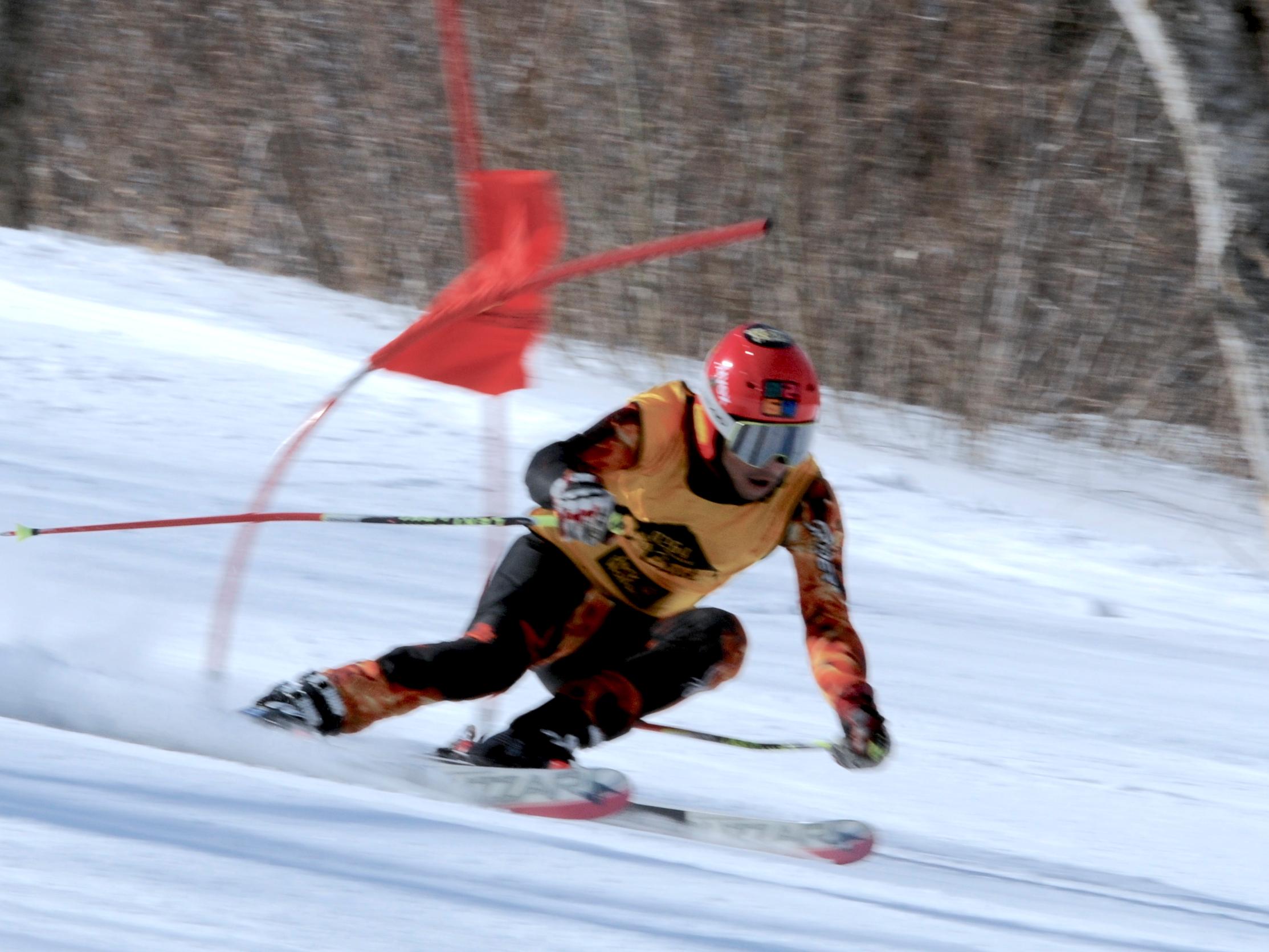 休闲滑雪运动中的高水平竞技 - 微信公众平台精