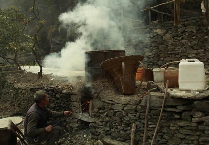 陕南秦巴山区农家自酿杆杆酒,甜杆酒,拐枣酒