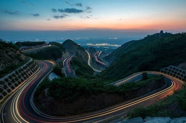 最美盘山路