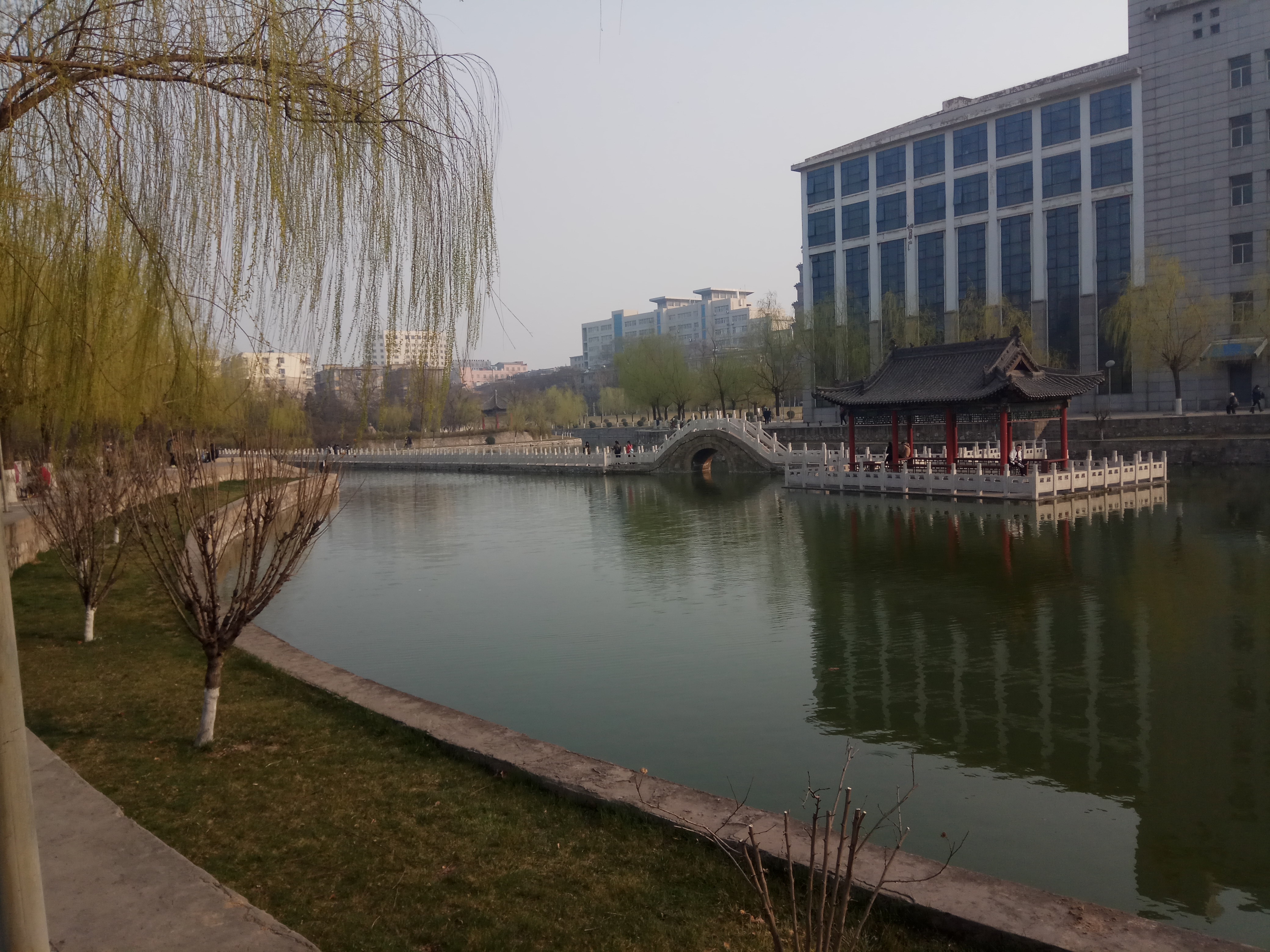 山西师范大学校园别致一景