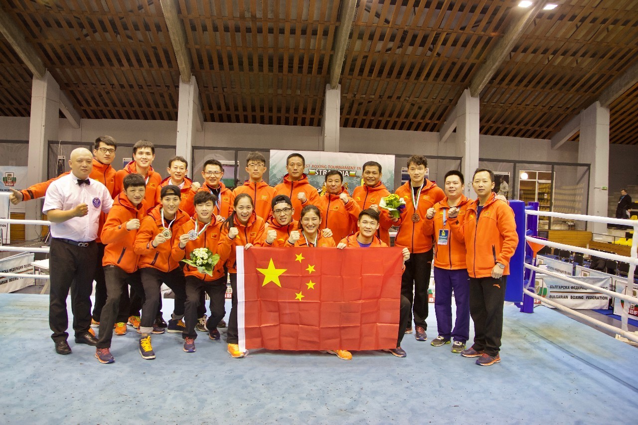 中国拳击队副总教练邓爱民简析中国拳击队欧洲