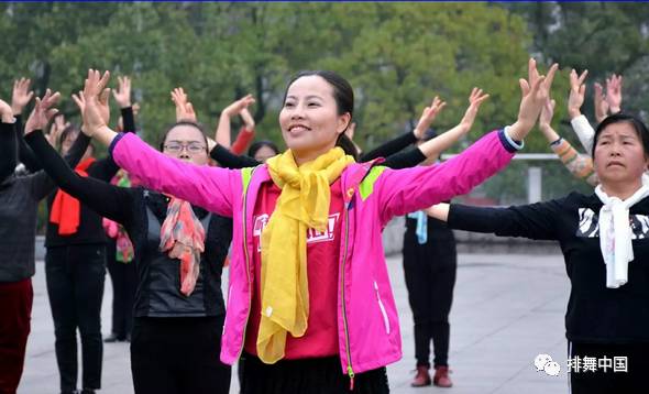 科学联网 规范管理--怀化市排舞广场舞协会片区